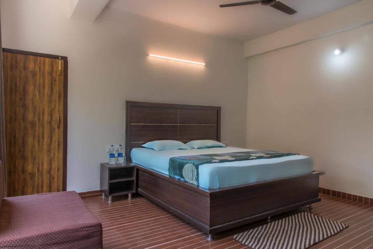 Valley View Apartments Kasauli Extérieur photo