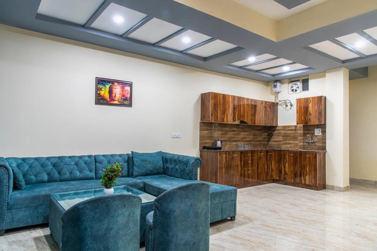 Valley View Apartments Kasauli Extérieur photo