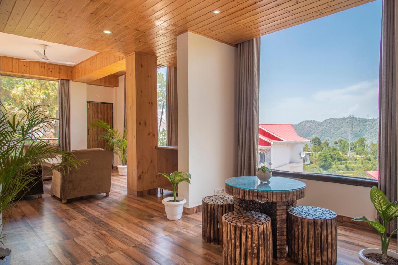 Valley View Apartments Kasauli Extérieur photo